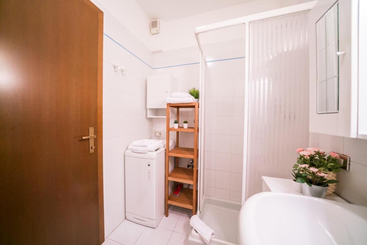 Gardappartamenti Giardino Pool 시르미오네 외부 사진